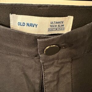 Old Navy Men's Tech Slim Chinos - Dark Gray